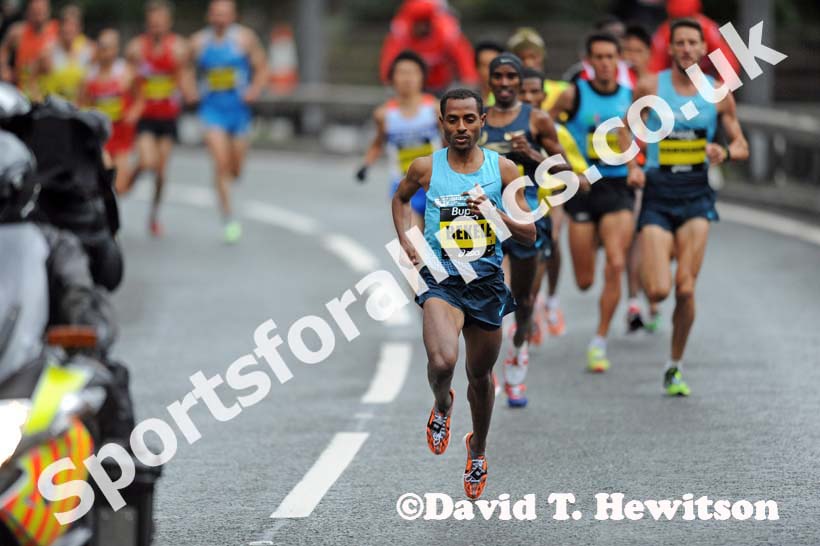 Kenenisa Bekele leads the BUPA Great North Run.